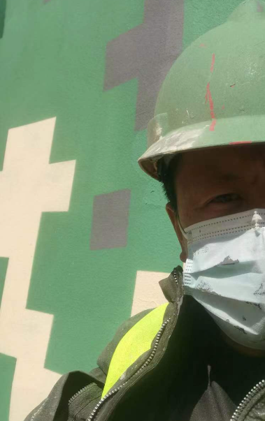 临沧迷彩漆未完全固化；